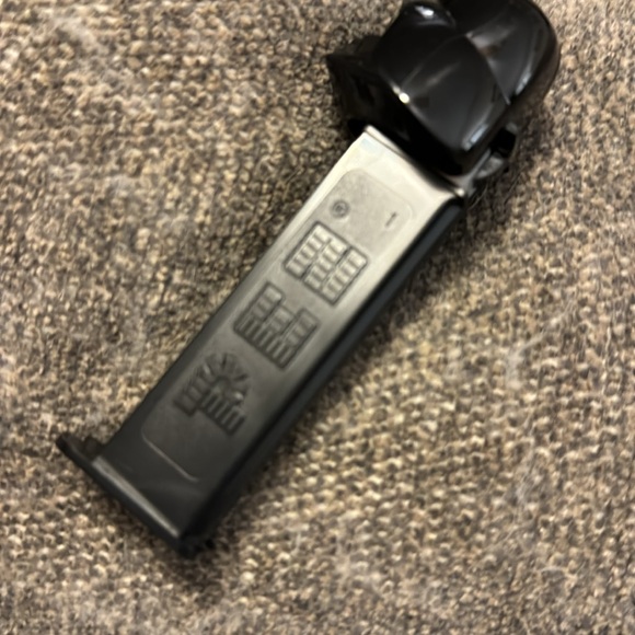 Darth Vader Star Wars PEZ dispenser 2015 - Picture 3 of 5